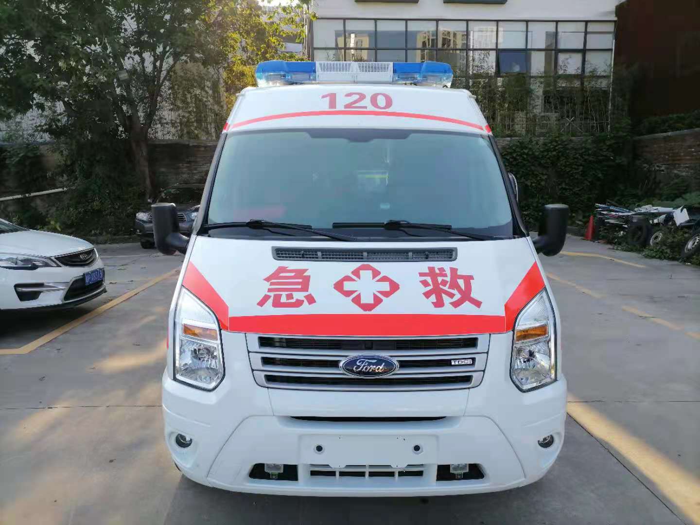 华宁县妇婴监护型护送